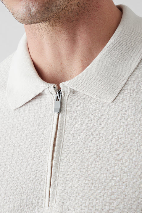 Taş Fermuarlı Polo Yaka Regular Fit %100 Pamuk Desenli Tişört