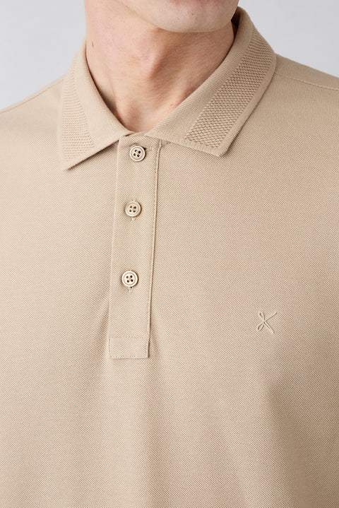 Orta Bej Kıvrılmaz Polo Yaka Slim Fit Dar Kesim Ribana Detaylı Pamuk Tişört