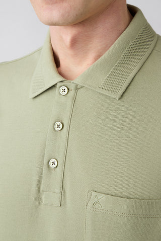  Orman Yeşili Kıvrılmaz Polo Yaka Regular Fit Cepli Ribana Detaylı Pamuk Tişört