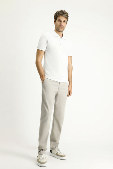 Beyaz Slim Fit Dar Kesim Nakışlı Pamuk Polo Yaka Tişört