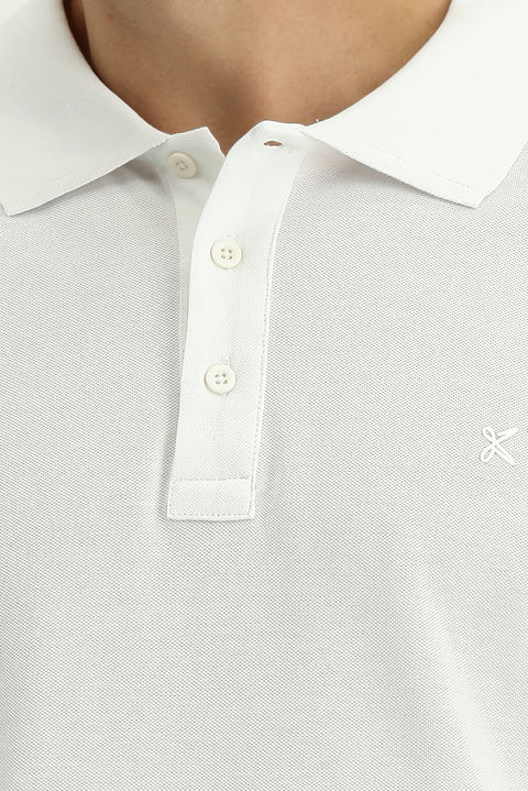 Beyaz Slim Fit Dar Kesim Pamuk Kıvrılmaz Polo Yaka Tişört