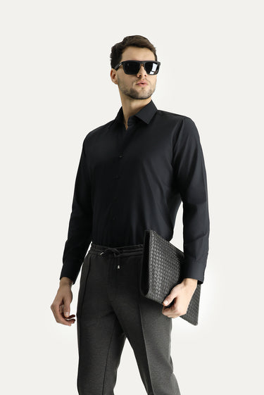 Siyah Uzun Kol Slim Fit Dar Kesim Non Iron Ütü Gerektirmeyen Pamuklu Gömlek